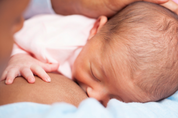 the-best-bottle-feeding-positions-with-dr-brown-s